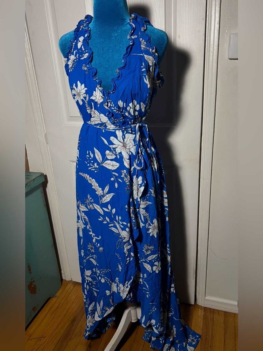Lulu’s Floral Wrap Maxi Dress Women’s Small